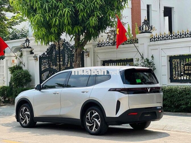 VINFAST VF 5 2025 LIMO GREEN BẠC 60.000 KM