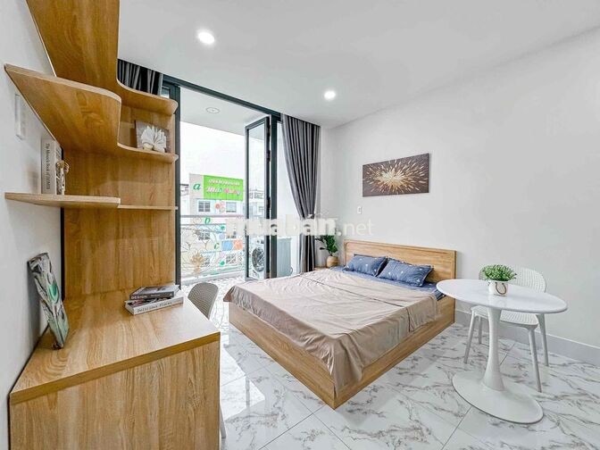 Căn Hộ Studio Xinh Xắn Có Ban Công Thoáng Trung Tâm Quận 10, Q1-Q3