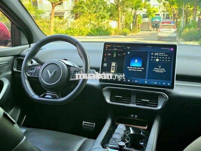 VinFast VF 8 2022 Plus Đỏ