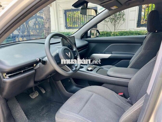 VINFAST VF 5 2025 LIMO GREEN BẠC 60.000 KM