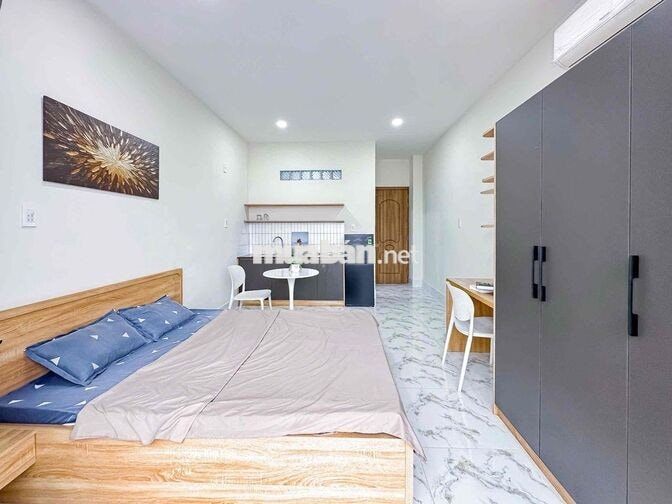 Căn Hộ Studio Xinh Xắn Có Ban Công Thoáng Trung Tâm Quận 10, Q1-Q3