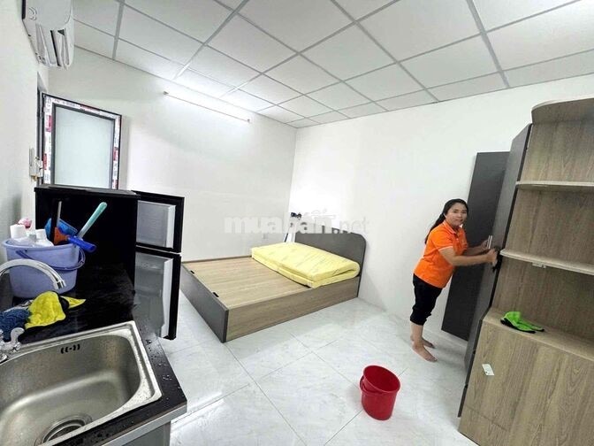 phòng cuối tháng trống, dương quảng hàm gò vấp