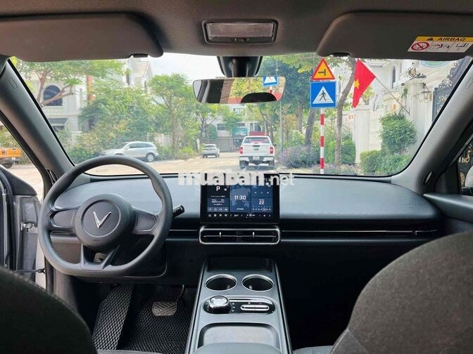 VINFAST VF 5 2025 LIMO GREEN BẠC 60.000 KM