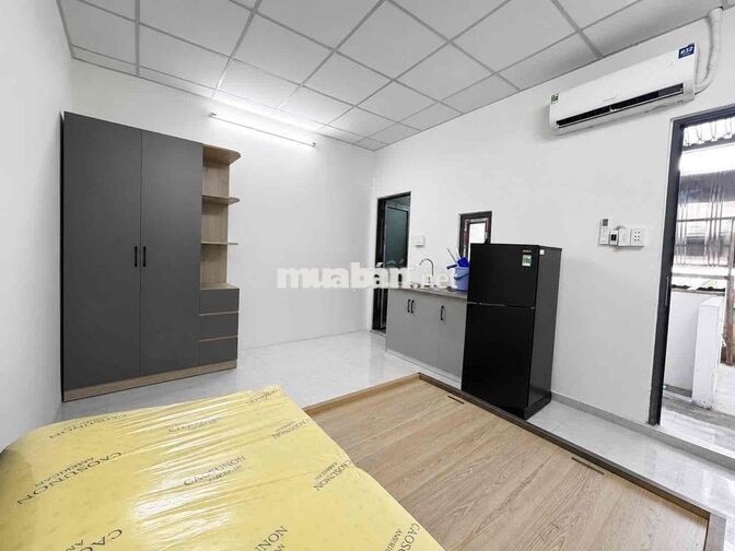 phòng cuối tháng trống, dương quảng hàm gò vấp