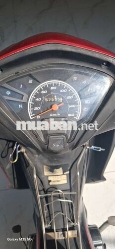 Wave RSX 110 Fi, vành đúc, phanh đĩa.