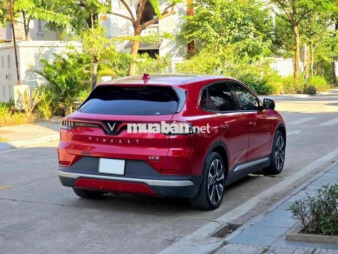 VinFast VF 8 2022 Plus Đỏ
