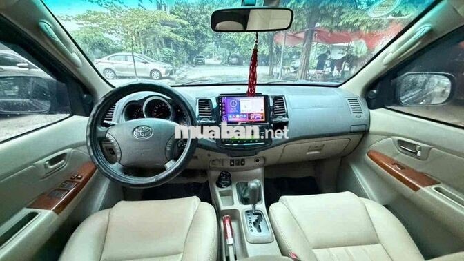Toyota Fortuner 2009 Tự động 7 chỗ Xám