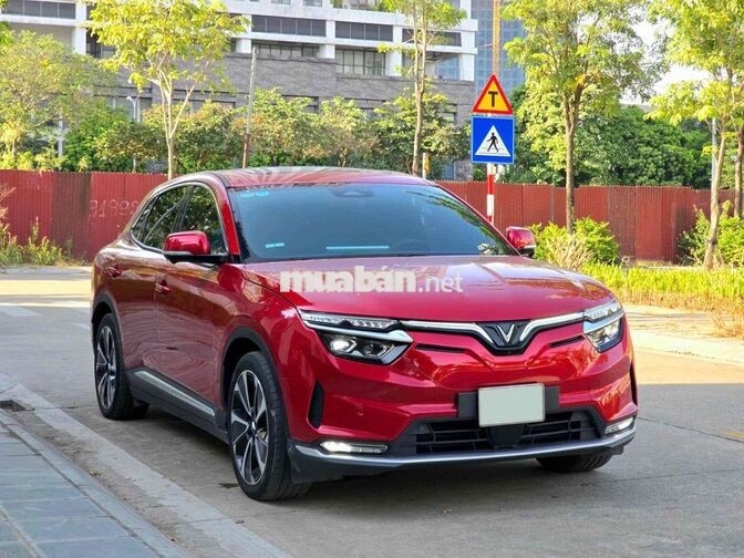VinFast VF 8 2022 Plus Đỏ