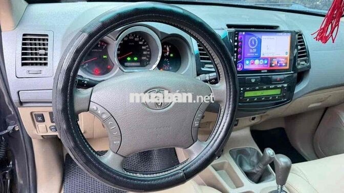 Toyota Fortuner 2009 Tự động 7 chỗ Xám