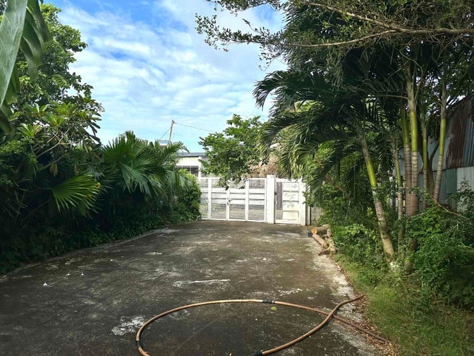 NHÀ VƯỜN NGHỈ DƯỠNG (nhà thích hợp cho nghĩ dưỡng, vườn rộng có cây )