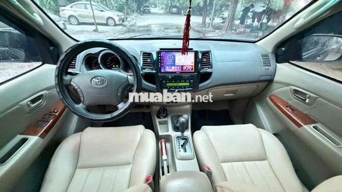 Toyota Fortuner 2009 Tự động 7 chỗ Xám