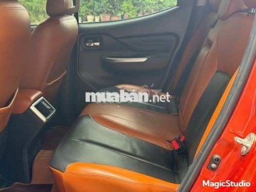 Xe Mitsubishi Triton Athlete 4x4 AT Mivec 2021