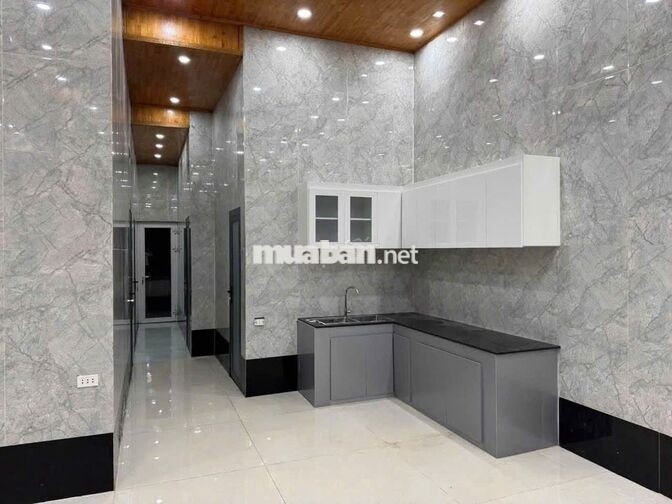 Chủ kẹt tiền Bán gấp trong tuần nhà 138m2 -  3PN - 2WC - Sổ hồng riêng