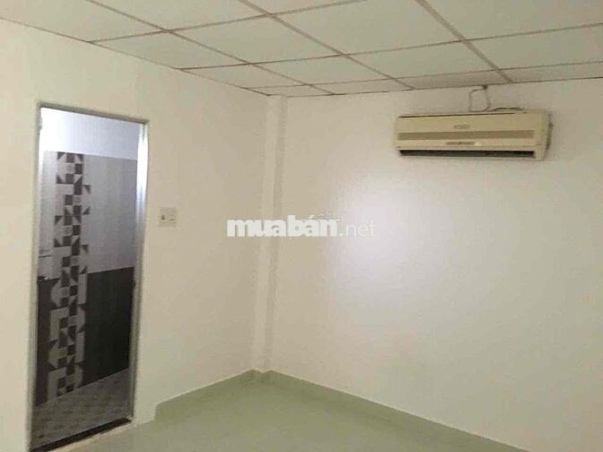 Nhà 65m2 1lầu 3pn 2wc HBC đối diện Gigamall