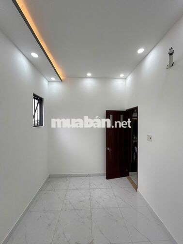 NHÀ MỚI XÂY 4X11M FULL NỘI THẤT - GIÁ 800 TRIỆU