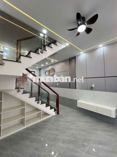 NHÀ MỚI XÂY 4X11M FULL NỘI THẤT - GIÁ 800 TRIỆU