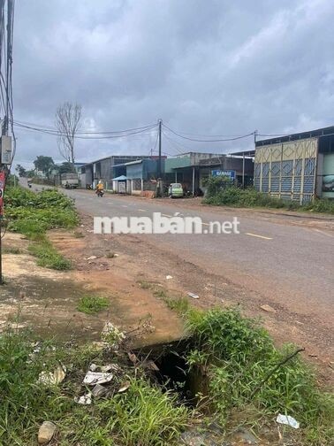 Bán đất có sẵn kho 600m2 ngay ngã ba La Sơn Chi Lăng Pleiku