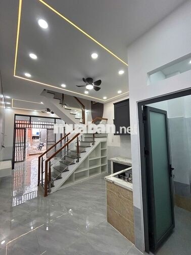 NHÀ MỚI XÂY 4X11M FULL NỘI THẤT - GIÁ 800 TRIỆU