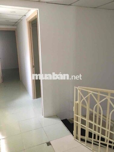 Nhà 65m2 1lầu 3pn 2wc HBC đối diện Gigamall