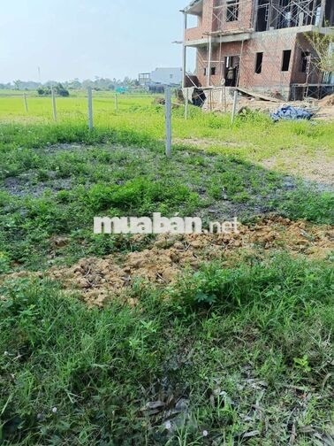 201 m đất ở hoàn toàn thôn lệ sơn 2 hòa tiến cần bán 