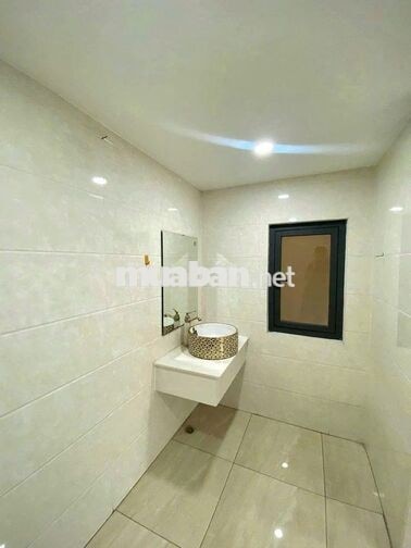 Cần cho thuê nhà HXH 72/2B Nguyễn Hồng Đào P.14 Q.Tân Bình