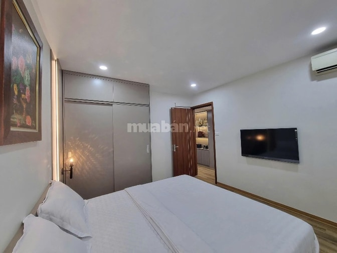 Tôi cần bán căn hộ 95m chung cư N04B giá chỉ 81.5tr/m2, đủ nội thất