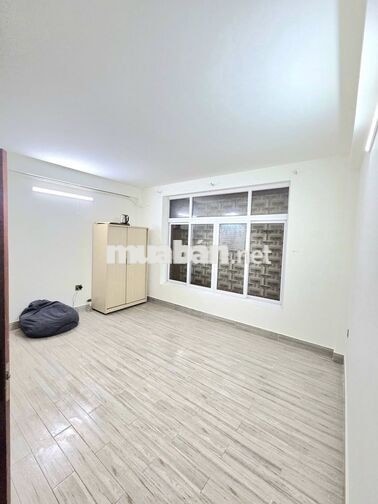 CHO THUÊ PHÒNG 30m² GẦN SÂN BAY TÂN SƠN NHẤT T1