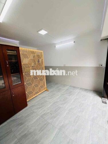 🔥CHO THUÊ MẶT BẰNG HẺM XE HƠI_GẦN CHỢ HOÀNG HOA THÁM