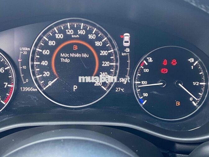 Mazda 3 2025 Luxury Trắng