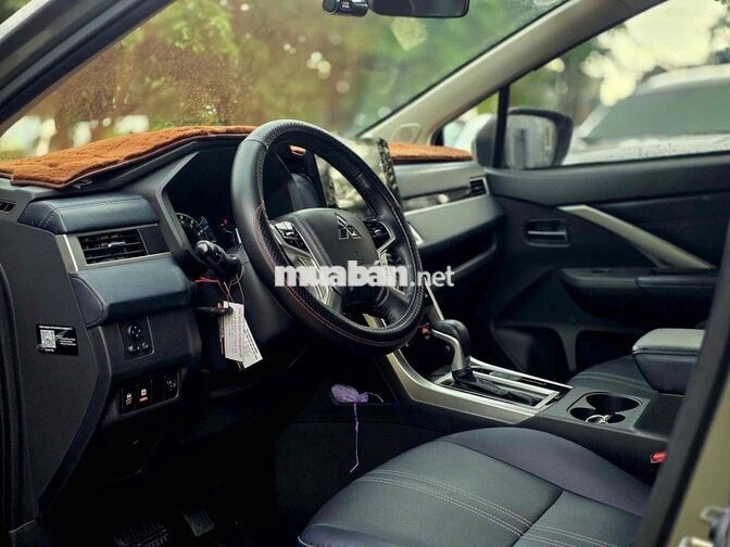 Mitsubishi Xpander Cross 2025 11.000km Xám