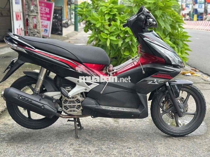 Honda Air Blade 110cc Đen đỏ