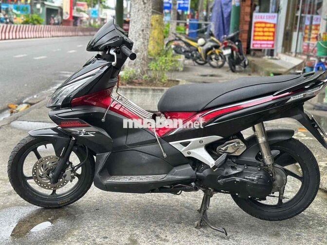 Honda Air Blade 110cc Đen đỏ