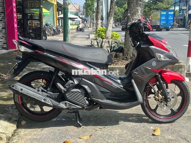 Yamaha Nouvo 6 SX màu Đỏ đen