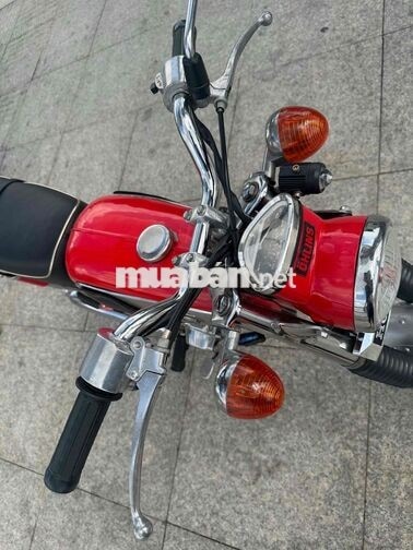 Honda SS50 50cc màu đỏ