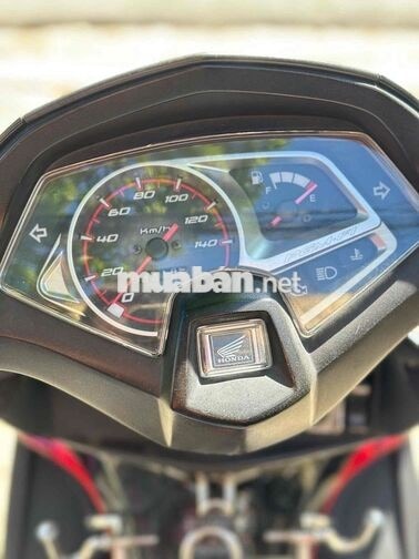 Honda Air Blade màu đen đỏ