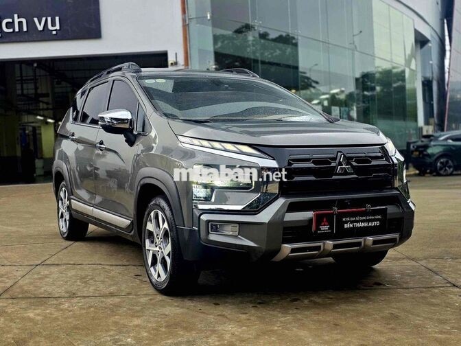 Mitsubishi Xpander Cross 2025 11.000km Xám