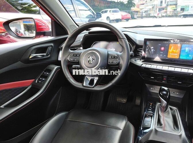 MG5 2024 Luxury 16000km mới tinh hỗ trợ góp