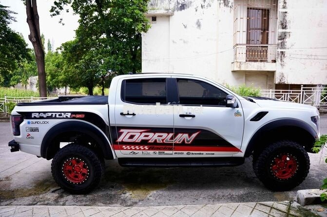 Ford Ranger Wildtrak 2021 4x4 đồ chơi hơn 400tr