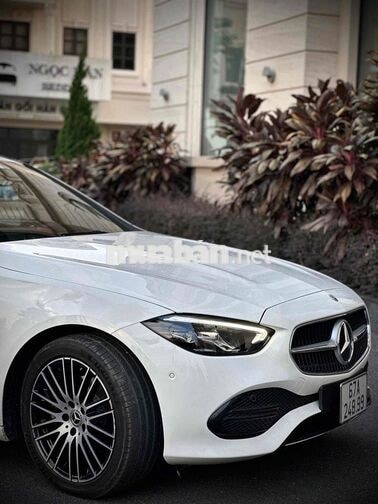 Mercedes-Benz C200 2022 Avantgarde Plus Trắng