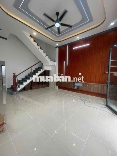 Nhà 2 Lầu Gần Cầu Ông Thìn, 75m², 3PN, Sổ Riêng, Giá 3,4 Tỷ