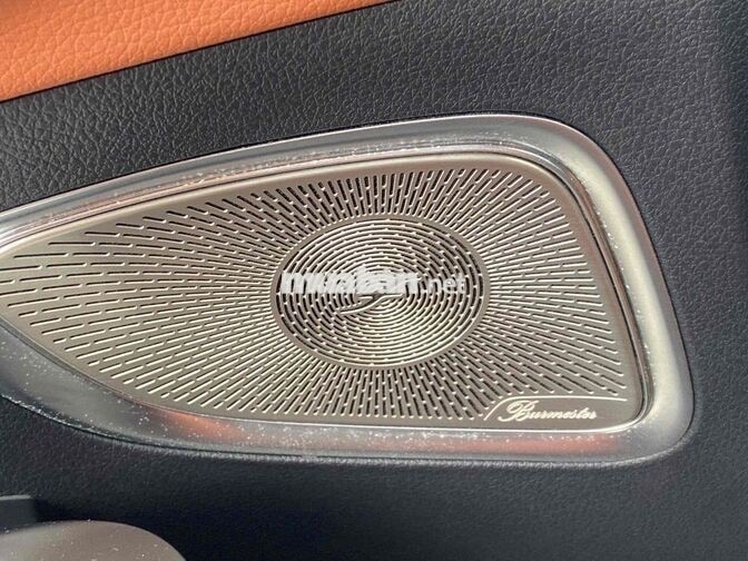 Mercedes-Benz C200 2022 Avantgarde Plus Trắng