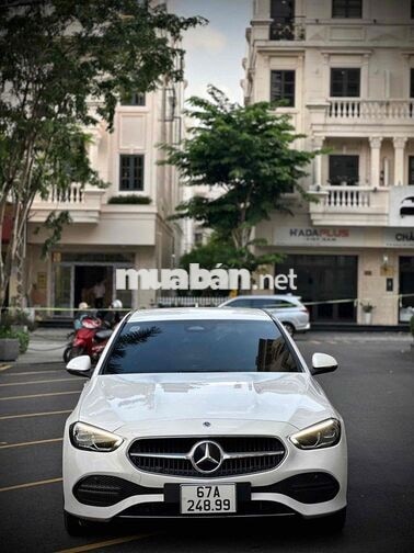 Mercedes-Benz C200 2022 Avantgarde Plus Trắng