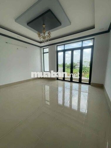 Nhà 2 Lầu Gần Cầu Ông Thìn, 75m², 3PN, Sổ Riêng, Giá 3,4 Tỷ