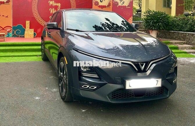 VinFast vf6 plus Xám 49.000 km
