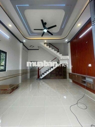 Nhà 2 Lầu Gần Cầu Ông Thìn, 75m², 3PN, Sổ Riêng, Giá 3,4 Tỷ