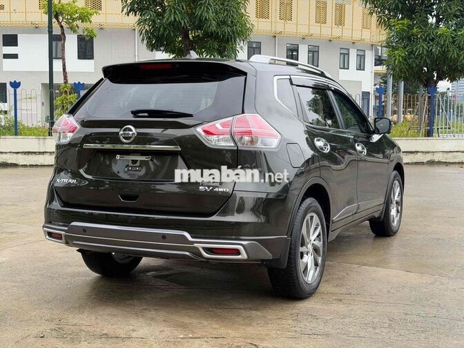 Nissan X-Trail 2017 SV 4WD 1vạn2 xám
