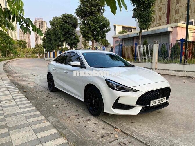 MG MG5 2023 1.5 AT 5 chỗ màu trắng