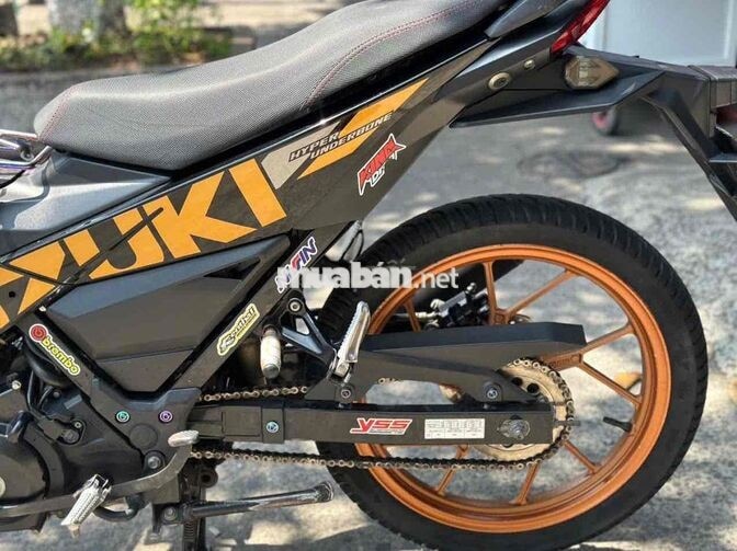 Suzuki Raider R150 150cc Đen vàng
