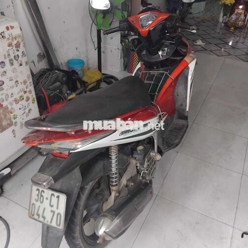 HONDA AIR BLADE ĐỎ TRẮNG ĐEN