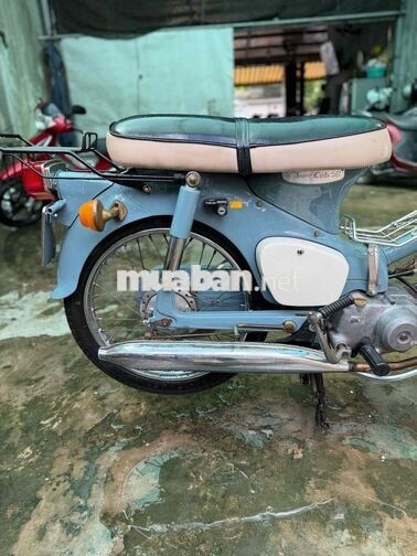 Honda Super Cub C50 màu xanh
